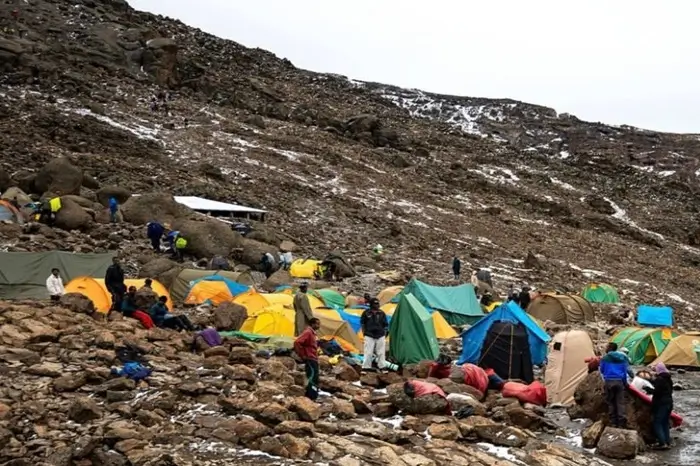 Mti Mkubwa Camp - Shira Camp 3